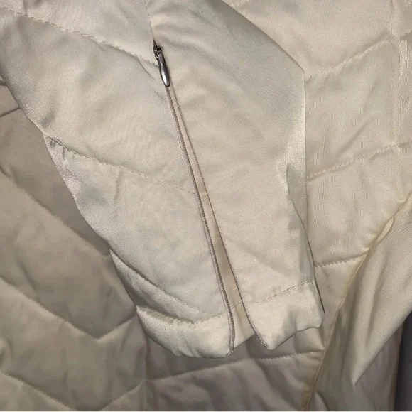 Harley-Davidson Women's Off-White Quilted Puffer Jacket - Picture 6 of 8